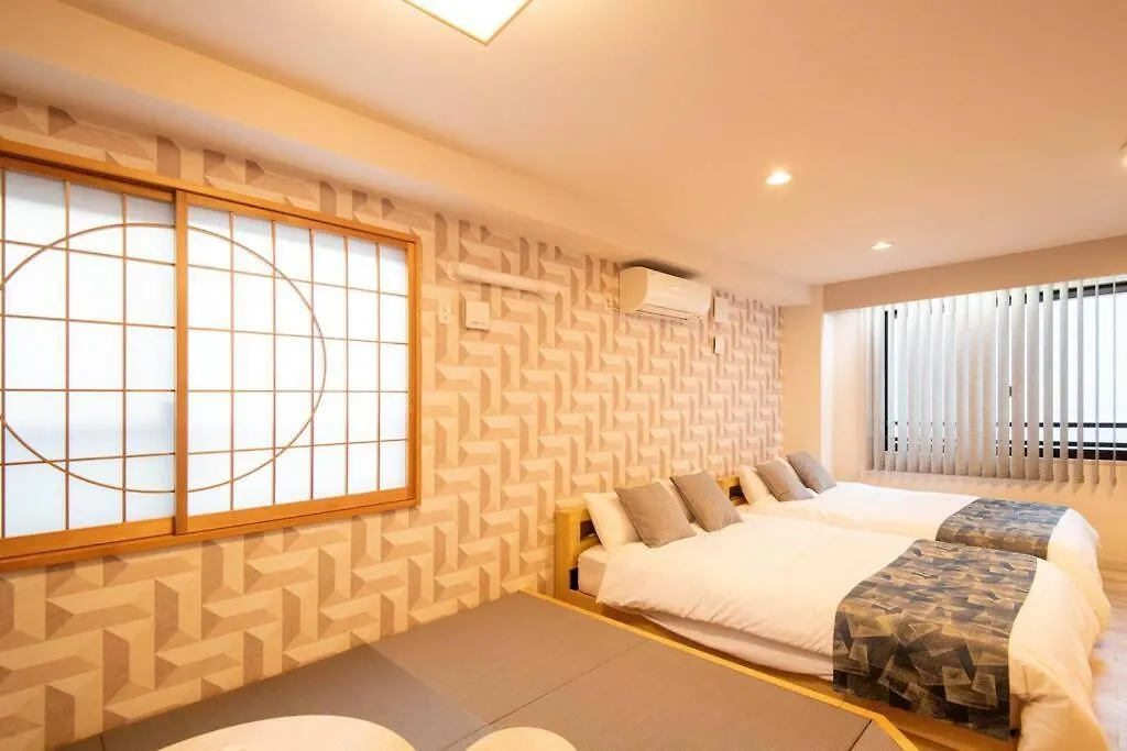 Apartment 浅草禅心居202室 浅草駅徒歩15分 2024年4月ニューオープン 43平米丸貸し切り ダブルベット2台と畳敷き布団2組 家庭式用品設備完備 Tokyo